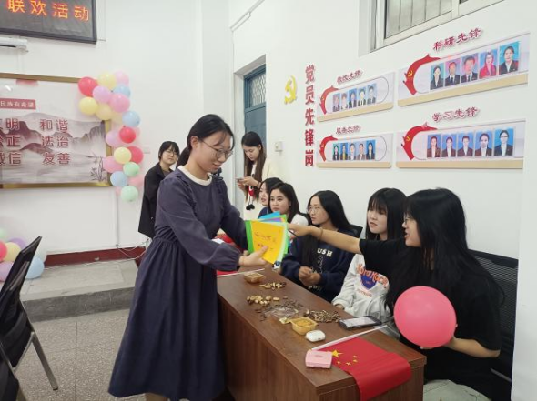 精产国品一二三产区蘑菇视频